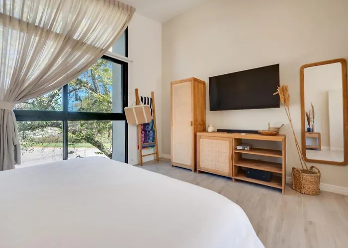 The #10 - Boutique In Flamingo - Level *